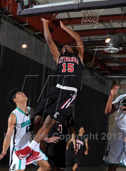 Thumbnail 2 in Etiwanda vs. Santiago (Inland Empire Classic) photogallery.