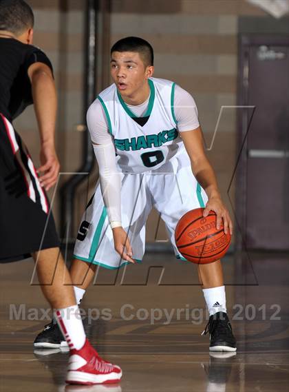 Thumbnail 3 in Etiwanda vs. Santiago (Inland Empire Classic) photogallery.