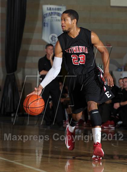 Thumbnail 3 in Etiwanda vs. Santiago (Inland Empire Classic) photogallery.