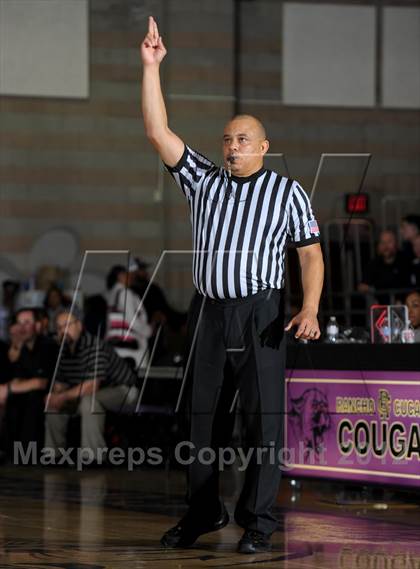 Thumbnail 2 in Etiwanda vs. Santiago (Inland Empire Classic) photogallery.