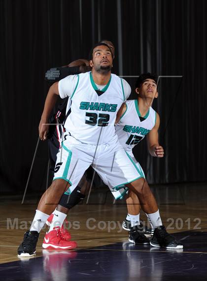 Thumbnail 3 in Etiwanda vs. Santiago (Inland Empire Classic) photogallery.