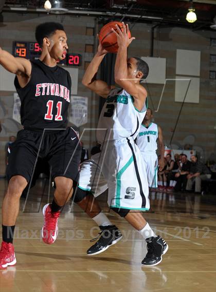 Thumbnail 3 in Etiwanda vs. Santiago (Inland Empire Classic) photogallery.