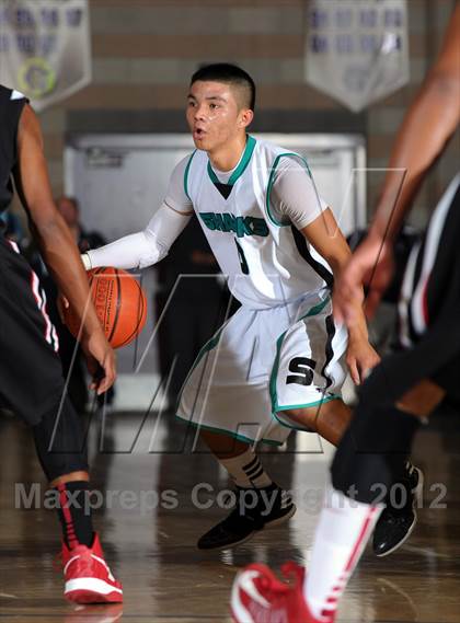 Thumbnail 2 in Etiwanda vs. Santiago (Inland Empire Classic) photogallery.