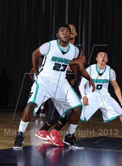 Thumbnail 3 in Etiwanda vs. Santiago (Inland Empire Classic) photogallery.