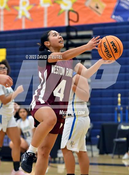 Thumbnail 2 in Weston Ranch vs. River City (Rumble on the River) photogallery.