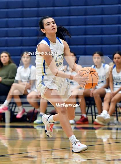 Thumbnail 2 in Weston Ranch vs. River City (Rumble on the River) photogallery.