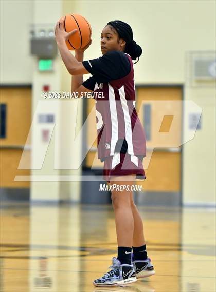 Thumbnail 2 in Weston Ranch vs. River City (Rumble on the River) photogallery.