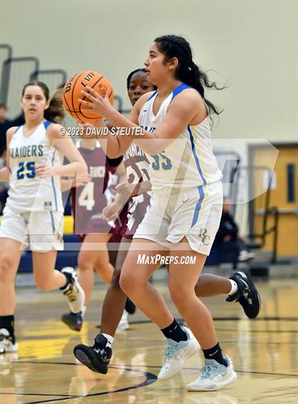 Thumbnail 2 in Weston Ranch vs. River City (Rumble on the River) photogallery.
