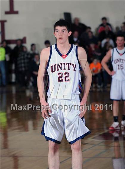 Thumbnail 1 in Unity vs. Northwestern (WIAA D3 Sectional Semi-Final) photogallery.