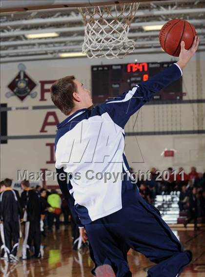 Thumbnail 1 in Unity vs. Northwestern (WIAA D3 Sectional Semi-Final) photogallery.