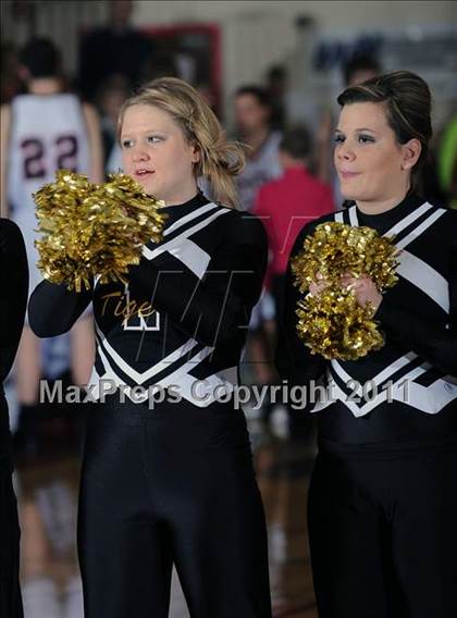 Thumbnail 3 in Unity vs. Northwestern (WIAA D3 Sectional Semi-Final) photogallery.