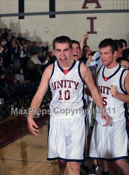 Thumbnail 2 in Unity vs. Northwestern (WIAA D3 Sectional Semi-Final) photogallery.