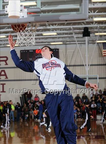 Thumbnail 2 in Unity vs. Northwestern (WIAA D3 Sectional Semi-Final) photogallery.