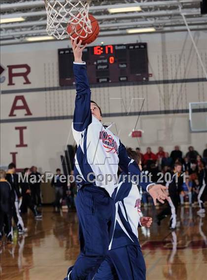 Thumbnail 1 in Unity vs. Northwestern (WIAA D3 Sectional Semi-Final) photogallery.