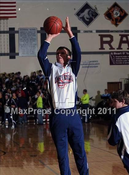 Thumbnail 1 in Unity vs. Northwestern (WIAA D3 Sectional Semi-Final) photogallery.