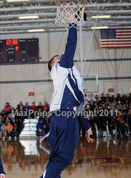 Thumbnail 1 in Unity vs. Northwestern (WIAA D3 Sectional Semi-Final) photogallery.