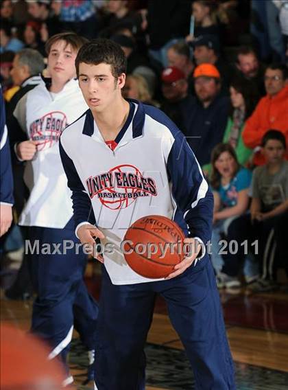 Thumbnail 3 in Unity vs. Northwestern (WIAA D3 Sectional Semi-Final) photogallery.