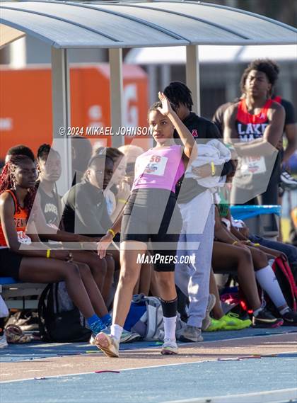 Thumbnail 3 in UF Relays (Saturday - Triple Jump) photogallery.