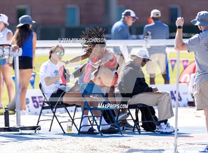 Thumbnail 1 in UF Relays (Saturday - Triple Jump) photogallery.