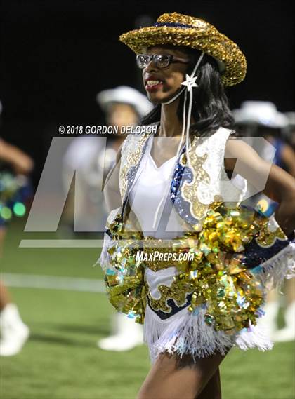 Thumbnail 2 in Bowie @ Lamar photogallery.