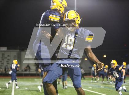 Thumbnail 3 in Bowie @ Lamar photogallery.