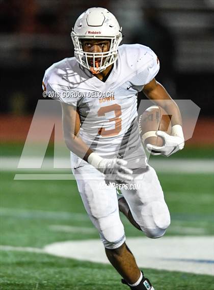 Thumbnail 3 in Bowie @ Lamar photogallery.