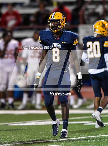 Thumbnail 3 in Bowie @ Lamar photogallery.