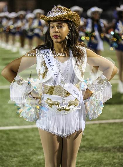 Thumbnail 3 in Bowie @ Lamar photogallery.