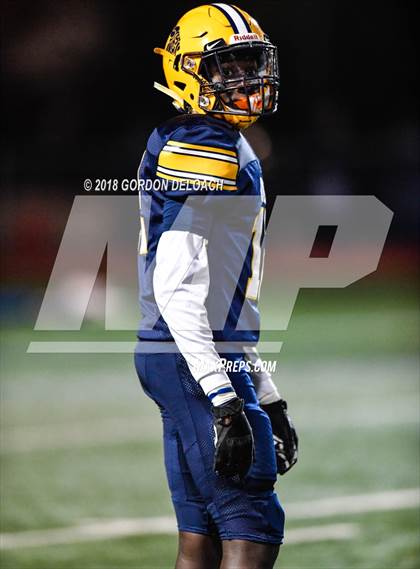 Thumbnail 2 in Bowie @ Lamar photogallery.