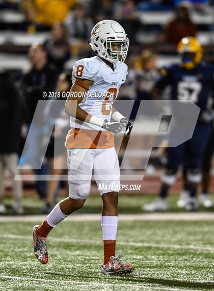 Thumbnail 3 in Bowie @ Lamar photogallery.