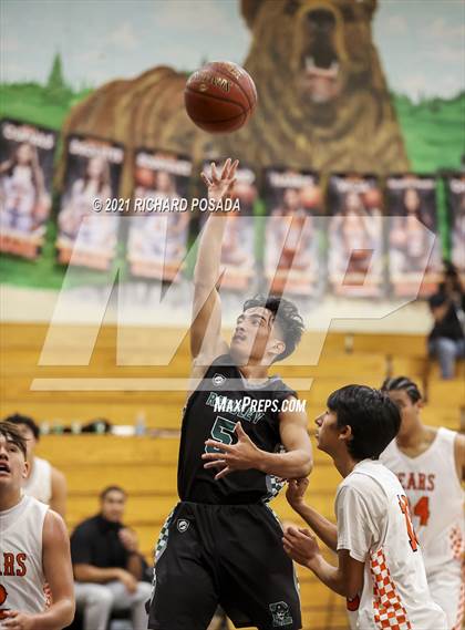 Thumbnail 2 in Reedley @ Selma photogallery.