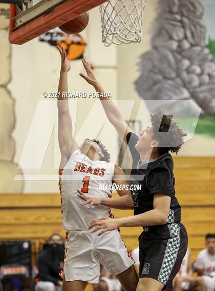 Thumbnail 2 in Reedley @ Selma photogallery.