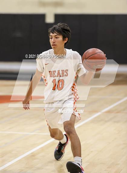Thumbnail 2 in Reedley @ Selma photogallery.