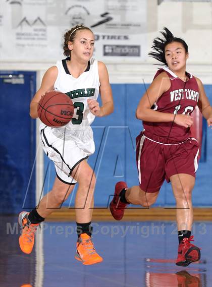 Thumbnail 2 in Granite Bay vs. West Campus (Dorothy Speck Memorial) photogallery.