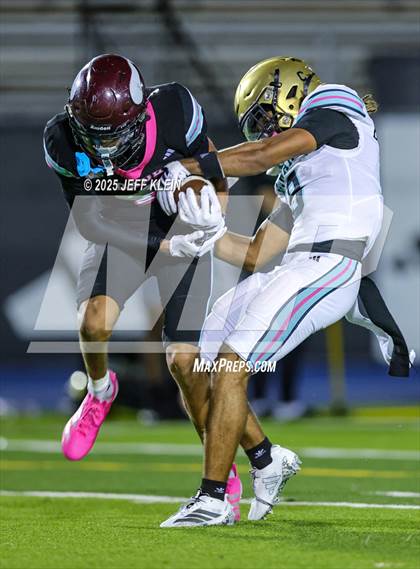 Thumbnail 2 in Crib Classic Dade vs Broward All-Star Showcase photogallery.