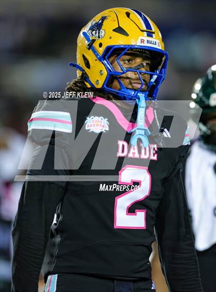 Thumbnail 1 in Crib Classic Dade vs Broward All-Star Showcase photogallery.