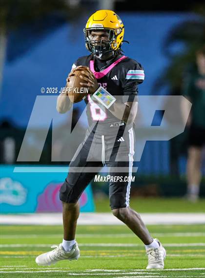 Thumbnail 1 in Crib Classic Dade vs Broward All-Star Showcase photogallery.