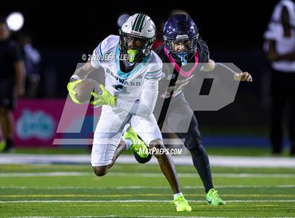 Thumbnail 2 in Crib Classic Dade vs Broward All-Star Showcase photogallery.