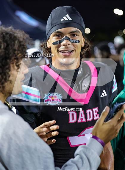 Thumbnail 3 in Crib Classic Dade vs Broward All-Star Showcase photogallery.