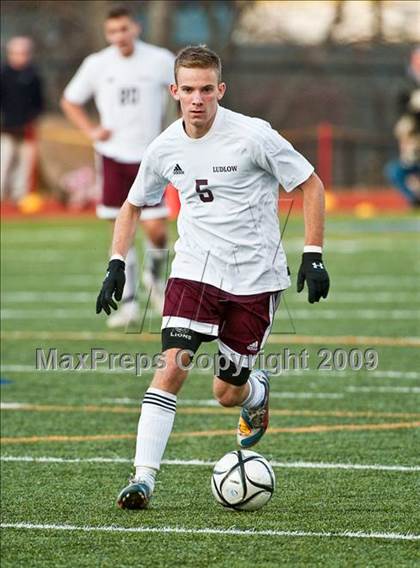 Thumbnail 3 in Catholic Memorial vs Ludlow (MIAA D1 Final) photogallery.