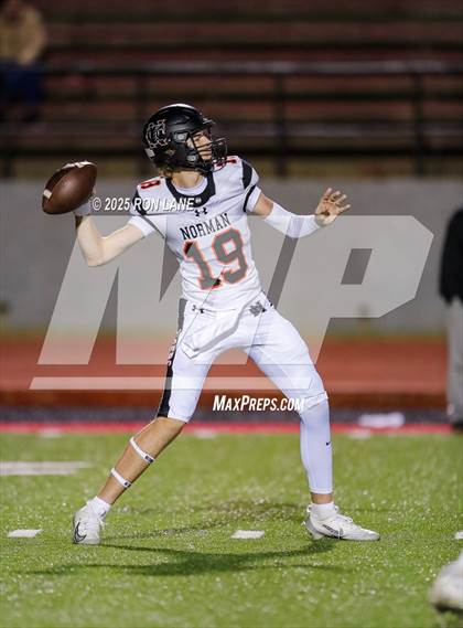 Thumbnail 1 in JV: Norman @ Mustang photogallery.