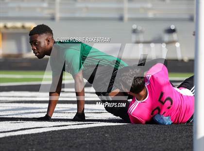 Thumbnail 2 in Sulphur Springs vs. Poteet (Forney Kickoff Tournament) photogallery.