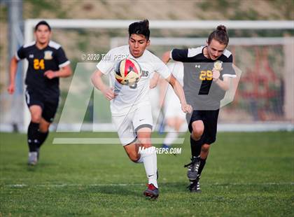 Thumbnail 1 in Villa Park @ Brea Olinda photogallery.