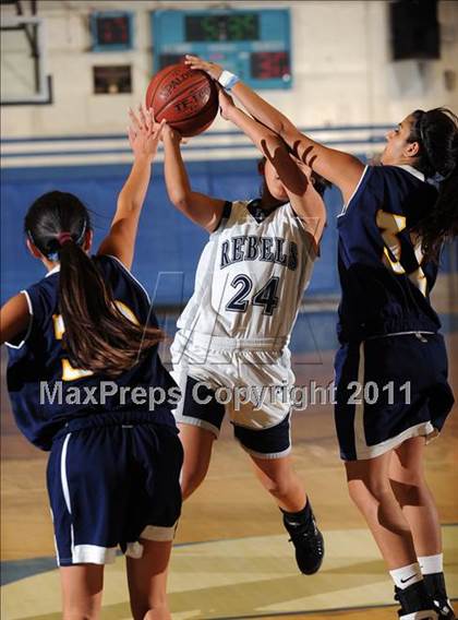 Thumbnail 2 in Flintridge Prep @ El Segundo photogallery.