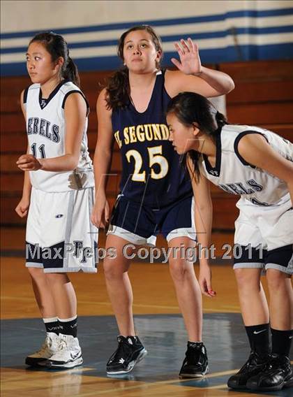 Thumbnail 1 in Flintridge Prep @ El Segundo photogallery.
