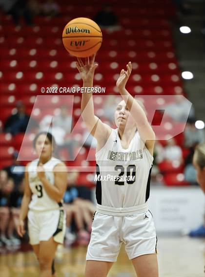 Thumbnail 2 in Desert Hills vs. Sky View (UHSAA 4A Semifinal Playoff) photogallery.