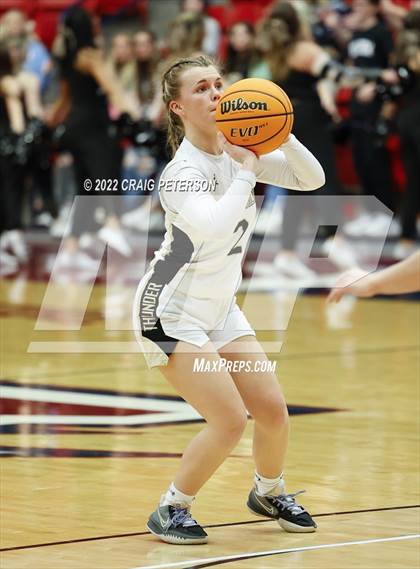 Thumbnail 2 in Desert Hills vs. Sky View (UHSAA 4A Semifinal Playoff) photogallery.