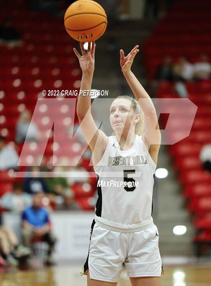 Thumbnail 3 in Desert Hills vs. Sky View (UHSAA 4A Semifinal Playoff) photogallery.