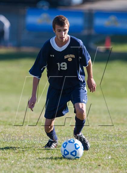 Thumbnail 3 in Monroe-Woodbury vs. Massapequa (NYSPHSAA Class AA Semifinal) photogallery.