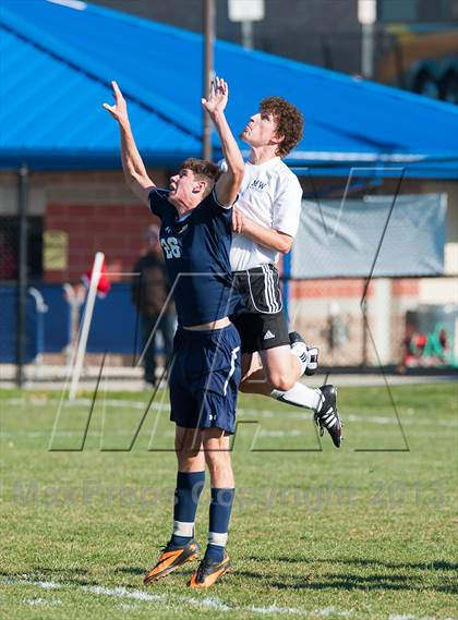 Thumbnail 2 in Monroe-Woodbury vs. Massapequa (NYSPHSAA Class AA Semifinal) photogallery.